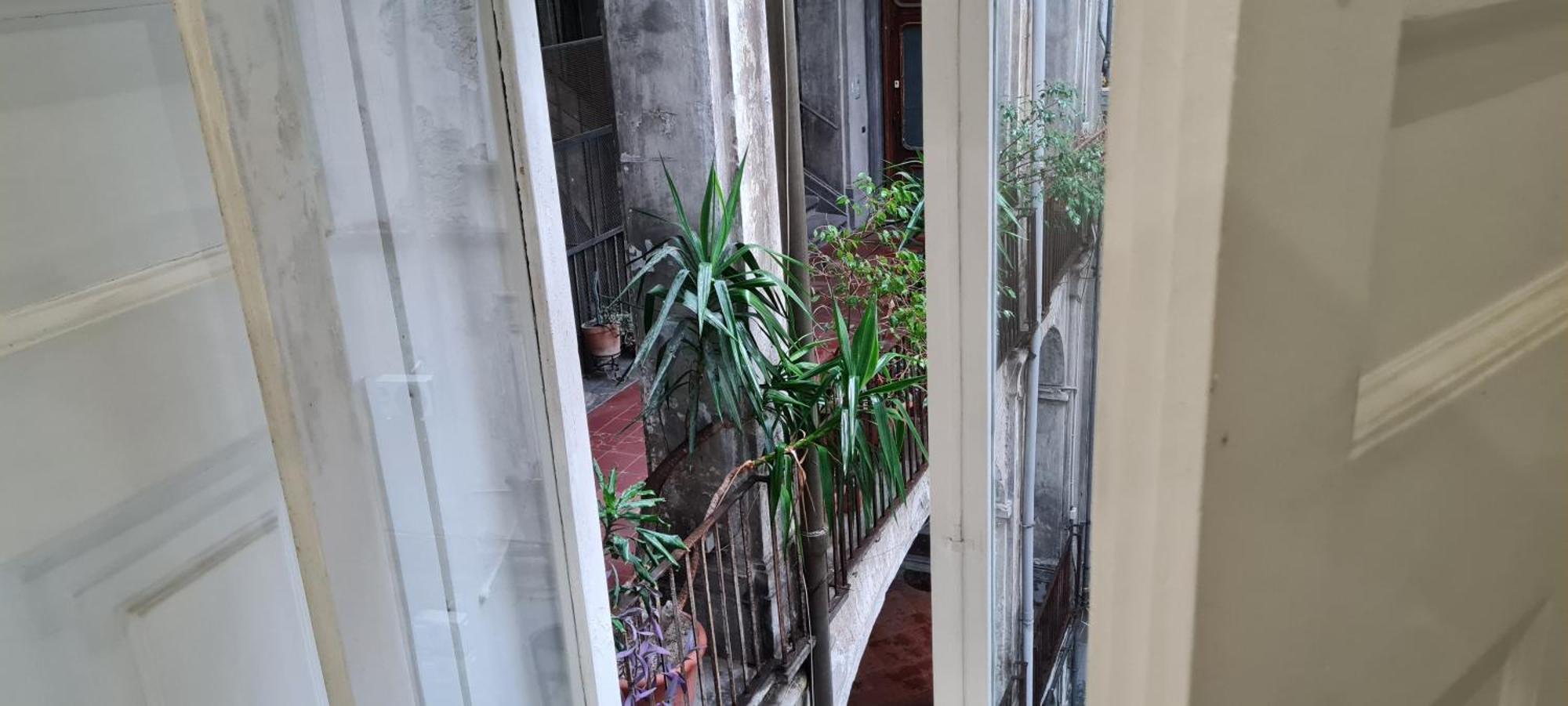 152room * Napoli